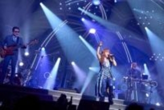 THE　ALFEE　バンドでは前人未到のライブ3000本達成　NPBで3000本安打の張本勲氏が「あっぱれ！」