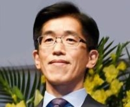 「この政治家が一番すごい。将軍ってこんな感じ」元経産省官僚が元首相に感服　公約実行も仰天結末「『政治の世界はダマされるヤツが悪い』と。最後はバッサリ」