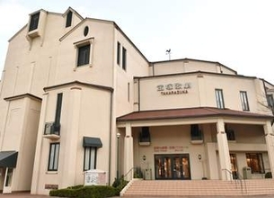 宝塚　月組トップ鳳月杏が退団発表　異例尽くしの実力派　トップ娘役の天紫珠李も同時