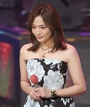 えぐっ！川口春奈　パジャマでスッピン顔が尊すぎて　レコ大司会後？の洗面台姿を公開　虎柄ヘアバンドに「うっとり」「かわいすぎ」