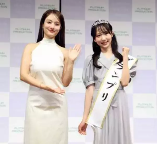 ノースリ＆白ドレスの谷まりあ　「皆さんかわいい～！」オーディショングランプリ13歳・朝凪りおなさんらにエール