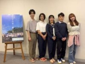セーラー服姿の津吹みゆ「感受性豊かな少女をどう表現するか」　星宏美とW主演の朗読劇リハ