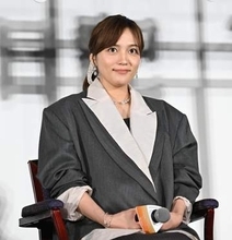 妊娠中の川口春奈　ふっくらおなか　上着越しでも分かる衣装で登場　「誰かの希望、光にきっとなる」主演映画舞台あいさつ