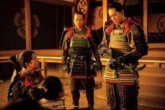 「豊臣兄弟」徳川の不自然に美しい「緑の薬袋」→伏線？　天下騒乱の時限爆弾か　将来秀吉に中身バレて修羅場説　袋を持っている人物が、あっ！