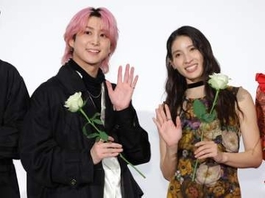 Snow　Man佐久間「これを着てどんどん味を出して、愛着を持ちたい」メンバーからもらったライダースジャケットを披露