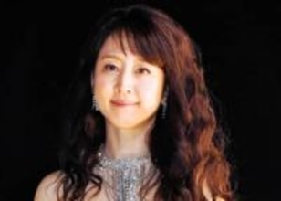 20代で突発性難聴を発症したレコ大歌手　補聴器の装着を検討→「40代で発症してから何度も繰り返しているメニエール病による聴力低下と激しい耳鳴り」に悩む