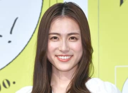 夫は五輪メダリスト　元TBSアナの笹川友里が投稿の夫婦2ショットに反響「お着物お似合い」「おしどり夫婦」