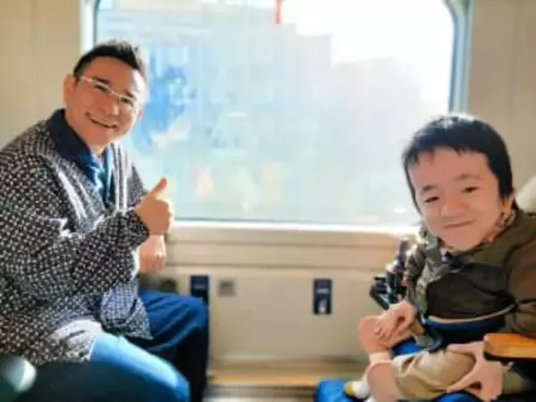 難病・骨形成不全症の19歳青年が八嶋智人と旅する特別番組　TBS系で放送決定「彼となら困難も乗り越えられると思えた」