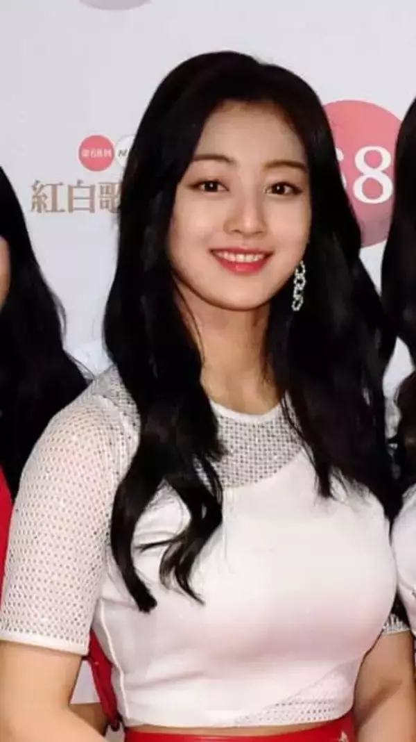 TWICEジヒョ　韓国を代表するアンダーウエアブランドの新ミューズに　14年ぶりモデル交代で注目