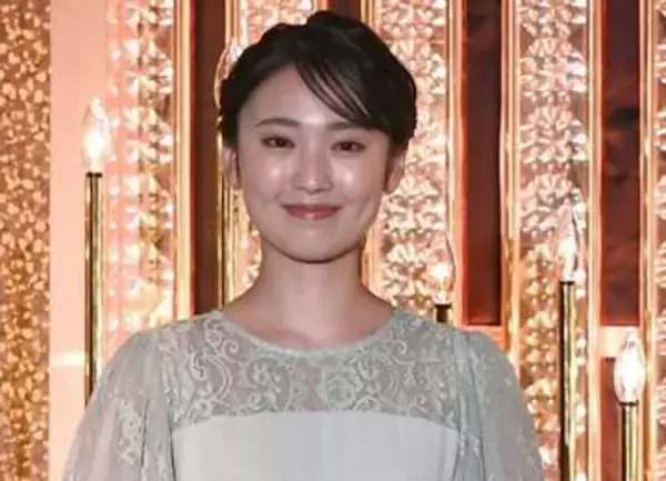 「びしょ濡れ美人に変身」シャンパンファイトで「人生で初めて」ズブ濡れTシャツ姿の26歳美人アナに騒然「ドキドキ」「笑顔が可愛すぎる」