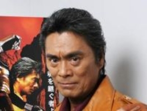 「宇宙刑事シャリバン」主人公も追悼「貴方のお陰です」と偲ぶ「宇宙刑事ギャバン」主演俳優の死去