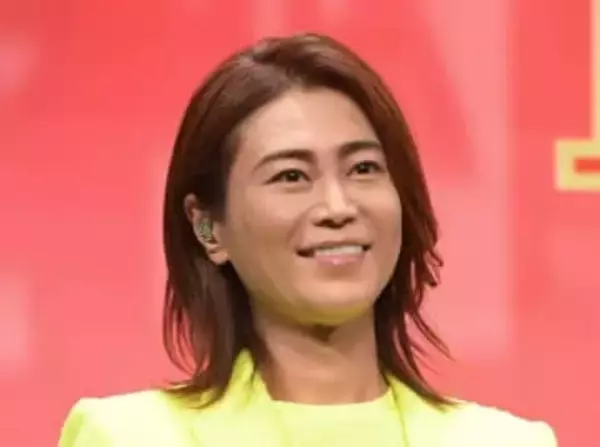 氷川きよし　キャリーもショルダーもトートもルイ・ヴィトン！ポーチまで「めっちゃオシャレ」旅コーデが反響