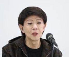 パーキンソン病公表の美川憲一が会見　ゆっくりとした足取りも語り口調はいつも通り、体重10キロ減で回復度は「60％」