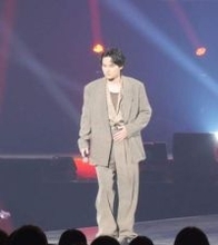 水上恒司　結婚後初の公の場　主演映画で東方神起ユンホと最強バディを熱演「アドリブがいっぱい」