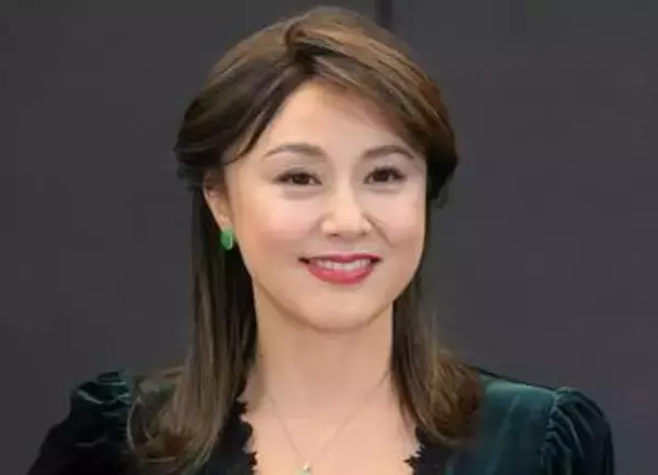 「こんな綺麗な人ほかにいますか！？」藤原紀香　黒スリットドレスで「素敵なsession♪」ファンうっとり「最大の色香発生源」