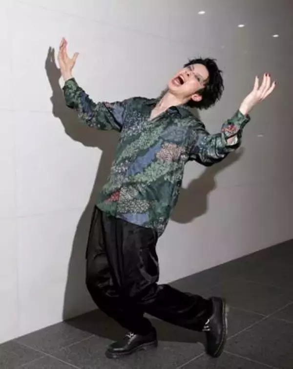 狂気のデスメタルシンガー・杉本ラララ降臨　閣下のパク…オマージュ？　悪魔から死神に「ビズリーチ」SNSでバズり中の1京41歳　12.9渋谷で大規模ワンマン開催決定