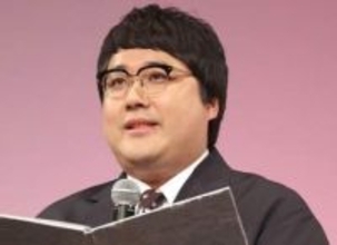 マヂラブ村上、男女の双子のパパに　妻・いとくとらがインスタで報告　2人で合計5700グラム