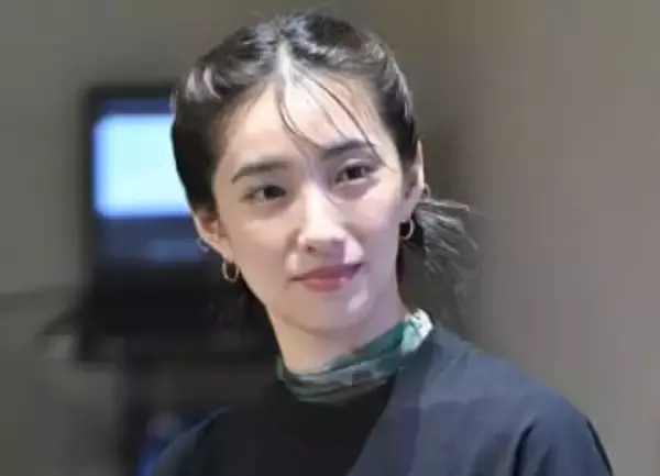 中田クルミ、100均手作り衣装で生放送登場　わずか4日で製作に鈴木奈穂子アナ「かわいい…」