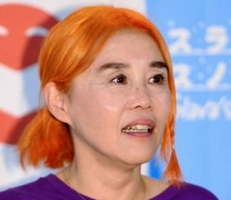 TVから消えた女性芸人　野沢直子参戦のロックフェスの会場に！「なんだ、のビジュ」ww　まちゃまちゃとノリノリ