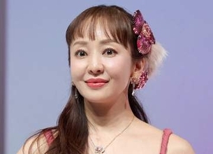 神田うの、幼稚園のお迎えにも「水筒にシャンパン入れて持ち歩いてた」浴びるように飲んだお酒…娘のために禁酒開始