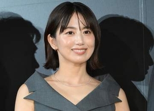 4児ママ東原亜希　五輪金メダルの183cm夫とジムへ「爆イケ爆美女♥」「ホント理想夫婦」「パパいつまでも素敵」
