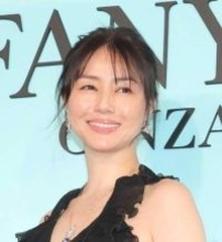 「え、可愛い♥」「ため息でちゃう」井川遥もレイヤーに！揺れる髪に反響　有名女優が続々…芸能界のレイヤー髪ブームが止まらない