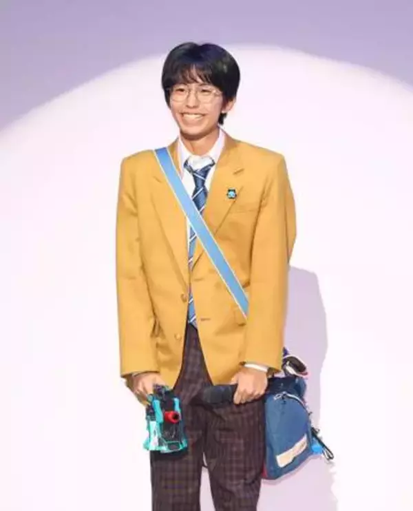 加藤清史郎の弟・憲史郎がそっくり　特撮ドラマ出演で客席から「お誕生日おめでとう」19歳の誕生日祝福される