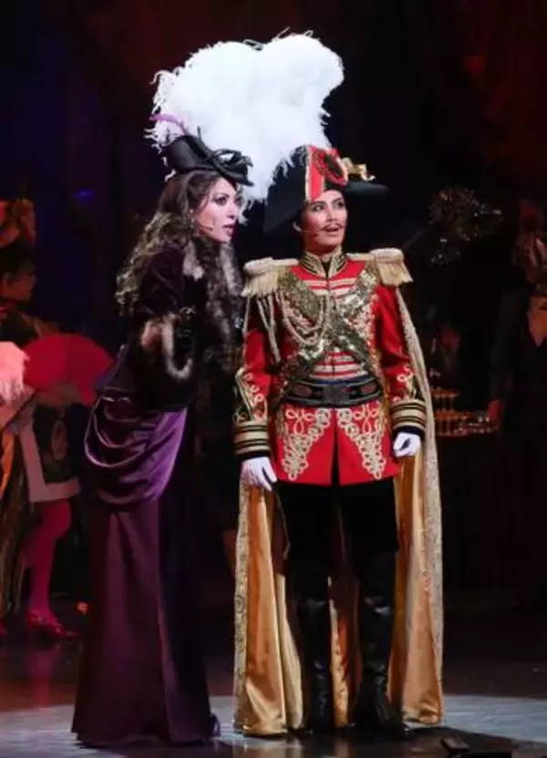 雪組・瀬央ゆりあ主演「DayDream Dali」開幕　宝塚的シュルレアリスムな意欲作