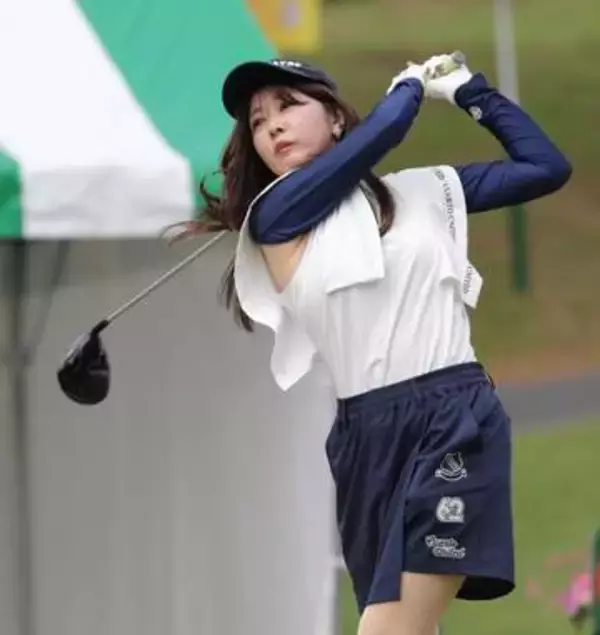 華麗ウェアで芸能人ゴルフ大会参加女優→翌朝、騎手の夫の弁当手作り　競馬場に応援へ、和洋織り交ぜた愛情メニュー