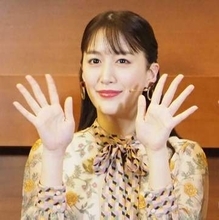 報道謝罪の花乃まりあ　結婚し24年に出産、元宝塚トップ娘役