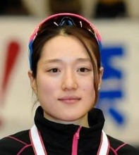 このサラサラヘアーの女性は誰！？ひな壇で笑顔輝かせた平昌五輪の金メダリスト
