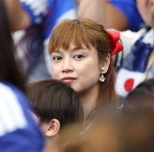 「よくぞ男子4人連れて！」現地観戦の長友の妻・平愛梨　観戦コーデの顛末明かす「4人の子を優先に考えてた結果だよね！」