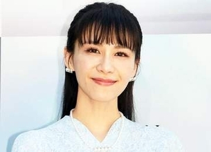 「お姫様オーラが可愛い」Perfumeあ～ちゃん　白ワンピでバルセロナ旅満喫「プリンセス」「スペイン似合う」