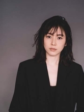 長澤まさみ「突然の訃報に接し、驚きと悲しみの気持ちで一杯です」東野圭吾さんを追悼「数多くの素晴らしい作品を本当にありがとうございました」