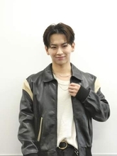 中国でも人気の元lol・佐藤友祐　新作写真集は「服をたくさん脱ぎたい」と自ら提案「1カ月で7キロの減量」に成功