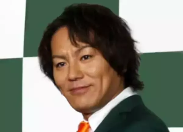 狩野英孝　JAL上級ラウンジで王道カレー→ホノルルマラソンへ「行って来ます」　JALスタッフからの手書き激励も話題に