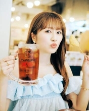さすがあーりんw　初ソロ写真集は「食」がテーマ　ゆかりの地で「ぺろり」30歳節目に「一緒にごはん食べてるような気分」
