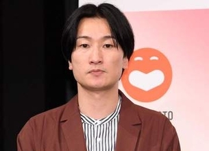 山添寛「ご飯の味がしなくなって…」DMで「お前が出てるから見いひん」「きしょい」通訳は「日本の嫌われ者」と紹介