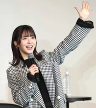 浜辺美波　信長役の小栗旬は「圧はありますねえ」「存在感は人の10倍くらい」