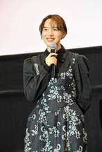 父上岡龍太郎さんそっくりに　久々に舞台挨拶に現る　50代になり、驚きのたたずまい　のん＆安田章大映画の小林聖太郎監督