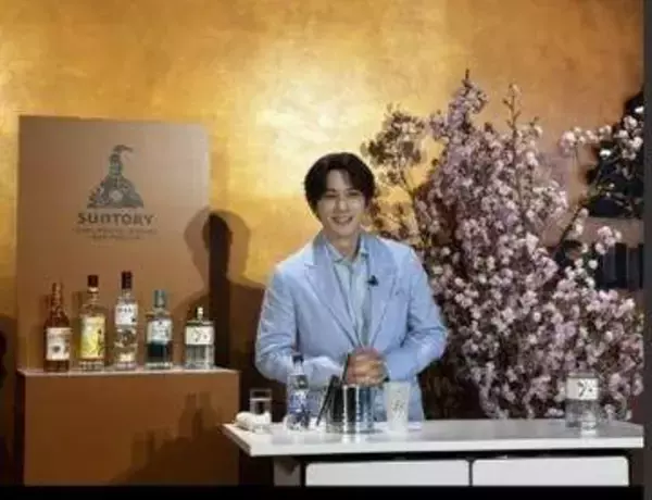 町田啓太「旬っていいですね」　入学式で桜撮る学生に感動「その姿がもう幸せ」