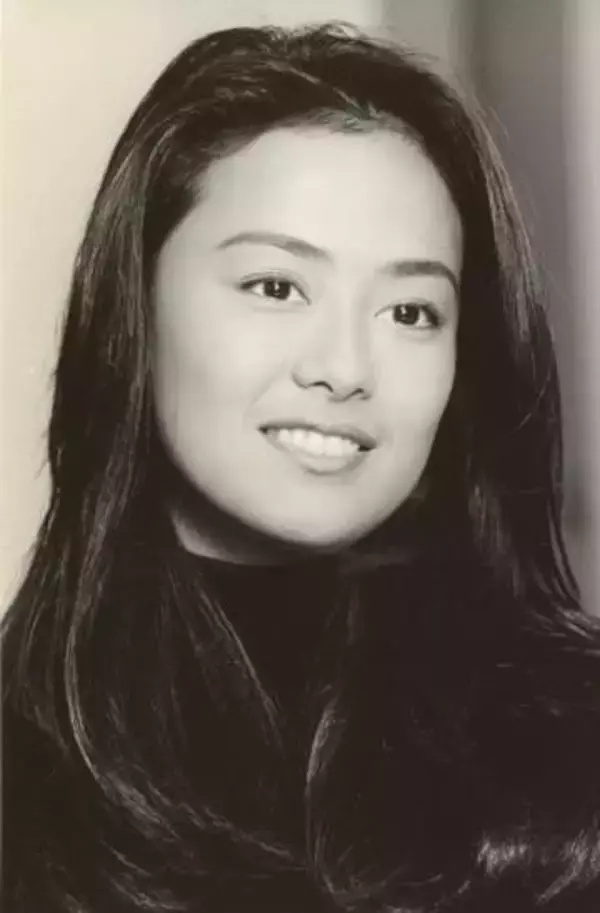 「国宝級の美しさ♥」「時が止まってる」工藤静香が再会報告の51歳女優に「美人すぎて声でた」「変わらず美人すぎる」