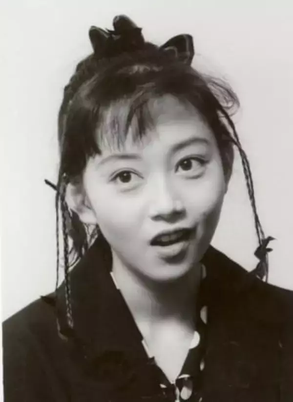 「うな重が完全に霞んでしまう可愛いさ」80年代超人気アイドル、55歳の姿に「どんだけ可愛い」「可愛すぎ♥」反響