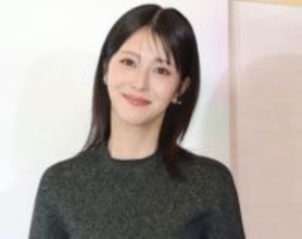 浜辺美波が隠密欧州旅行でのすっぴん風ショットなど公開でネット歓喜「素敵なオフショ」「すべてが写真集」仕事納めも報告「冬眠します！」