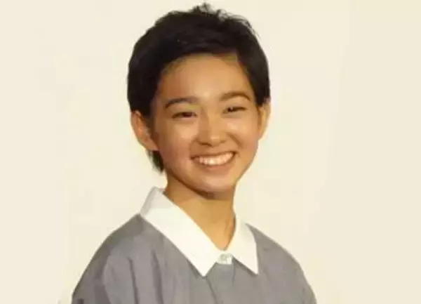 村山輝星が高校進学を報告「大人っぽくなったと思ったら、16歳」「素敵な大人に成長」