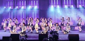 僕が見たかった青空　思い出の地・富士山麓に凱旋！雨の中3周年ライブ　今井優希「20人の太陽がそろっております」26曲熱唱