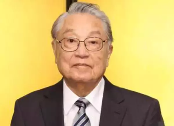 89歳伊東四朗　近影に大御所そろい踏み　笑福亭鶴瓶が公開「元気でまだまだ面白い」　三宅裕司と238歳豪華3ショにSNS興奮「お変わりありませんね」「肌ツヤ良くて」