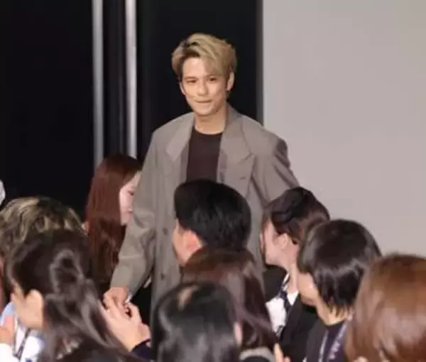 森崎ウィン　血のりが「イチゴ」味だった「めちゃめちゃおいしい」　【外道の歌】