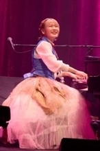 ハラミちゃん　サプライズ登場の歌手に涙声　ツアーファイナルで