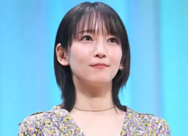 吉岡里帆　33歳の誕生日に「自分との本当の戦いが始まった」→バースデーケーキを感激の表情、ファン「めちゃくちゃ幸せそうな笑顔だ」